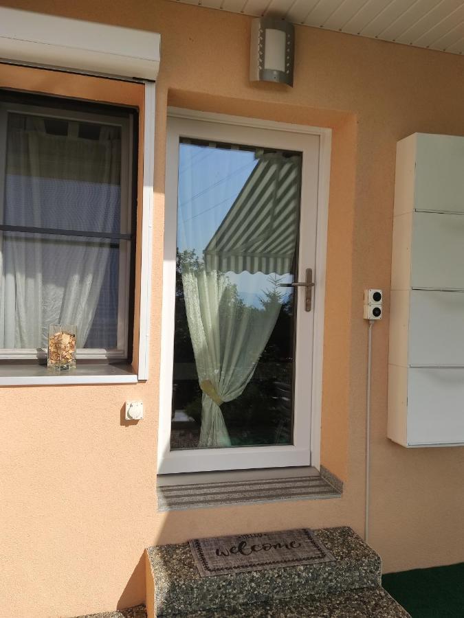 Joli Studio Avec Terrasse Et Vue Exclusivement Pour Non Fumeurs Belmont-sur-Lausanne Kültér fotó