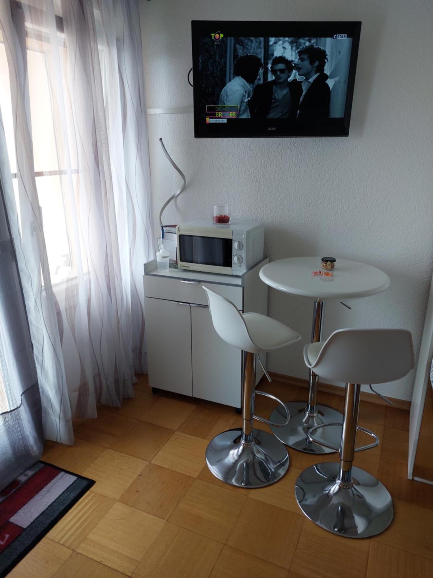 Joli Studio Avec Terrasse Et Vue Exclusivement Pour Non Fumeurs Belmont-sur-Lausanne Kültér fotó